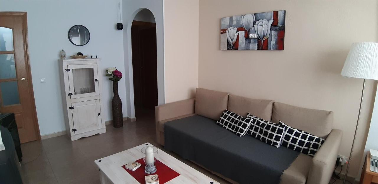 Apartamento Melanie ฟูเอนฮิโรลา ภายนอก รูปภาพ