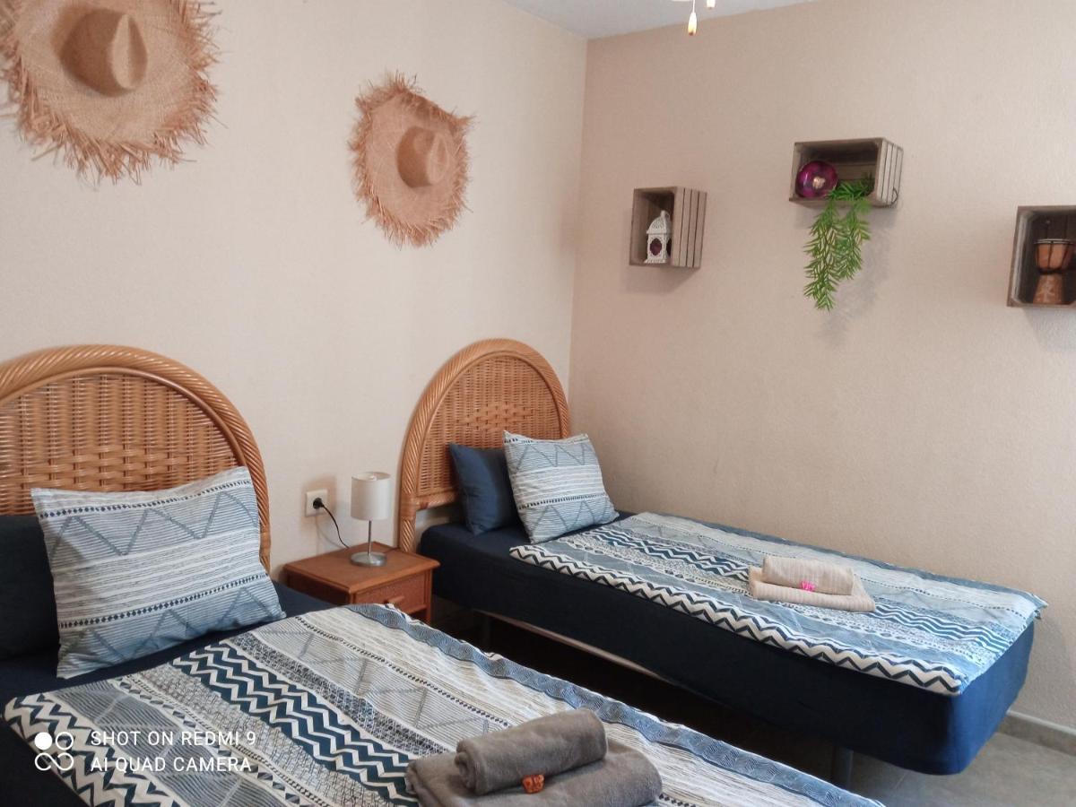 Apartamento Melanie ฟูเอนฮิโรลา ภายนอก รูปภาพ