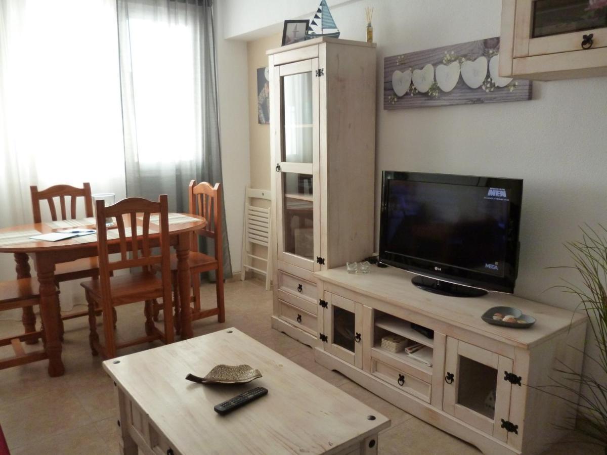 Apartamento Melanie ฟูเอนฮิโรลา ภายนอก รูปภาพ