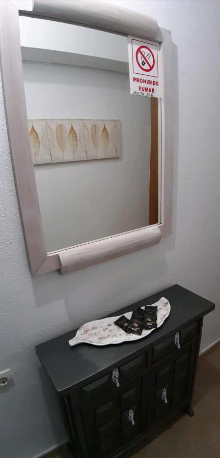 Apartamento Melanie ฟูเอนฮิโรลา ภายนอก รูปภาพ